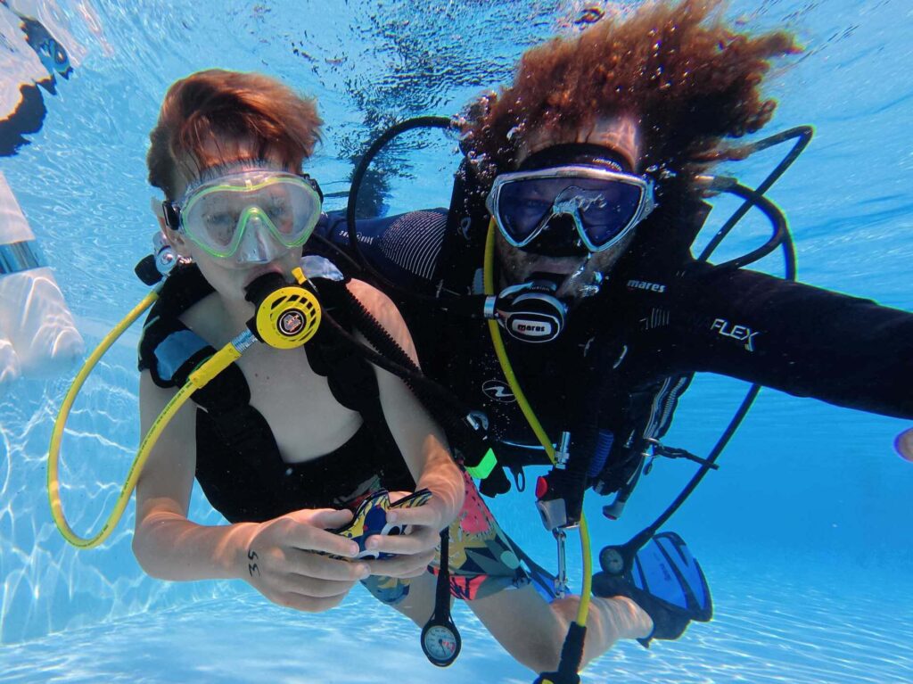 Schnuppertauchen mit Kind und Tauchprofi